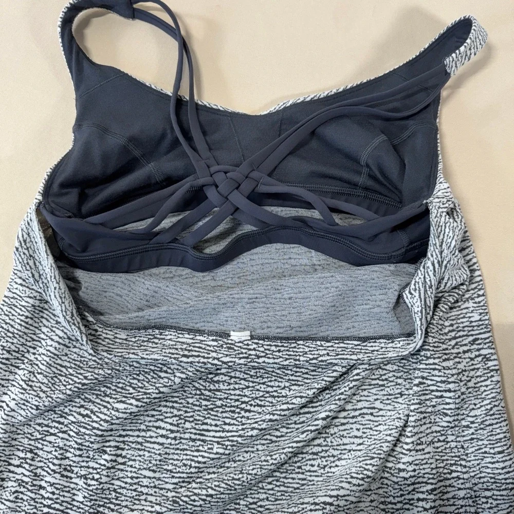 Lululemon Knot Your Typical Tank Black White Space Dye Strappy Back Size‎ 6 Gym